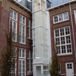 Vertical Platform Lift SB200 1
